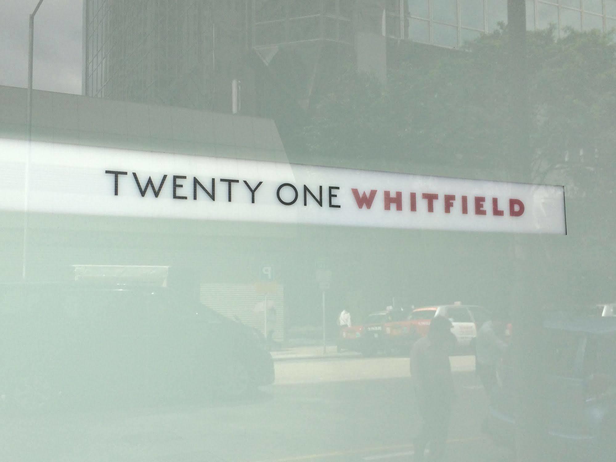 Twenty One Whitfield Aparthotel Hong Kong Ngoại thất bức ảnh